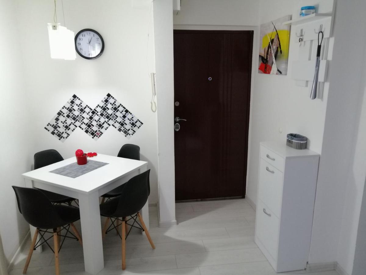 Studio Apartman KOCKA Belgrado Exterior foto